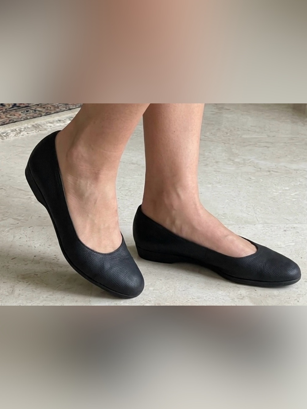 SALVATORE FERRAGAMO Vintage 90’s Pebbled Almond Toe Ballet Flats Size 9 1/2